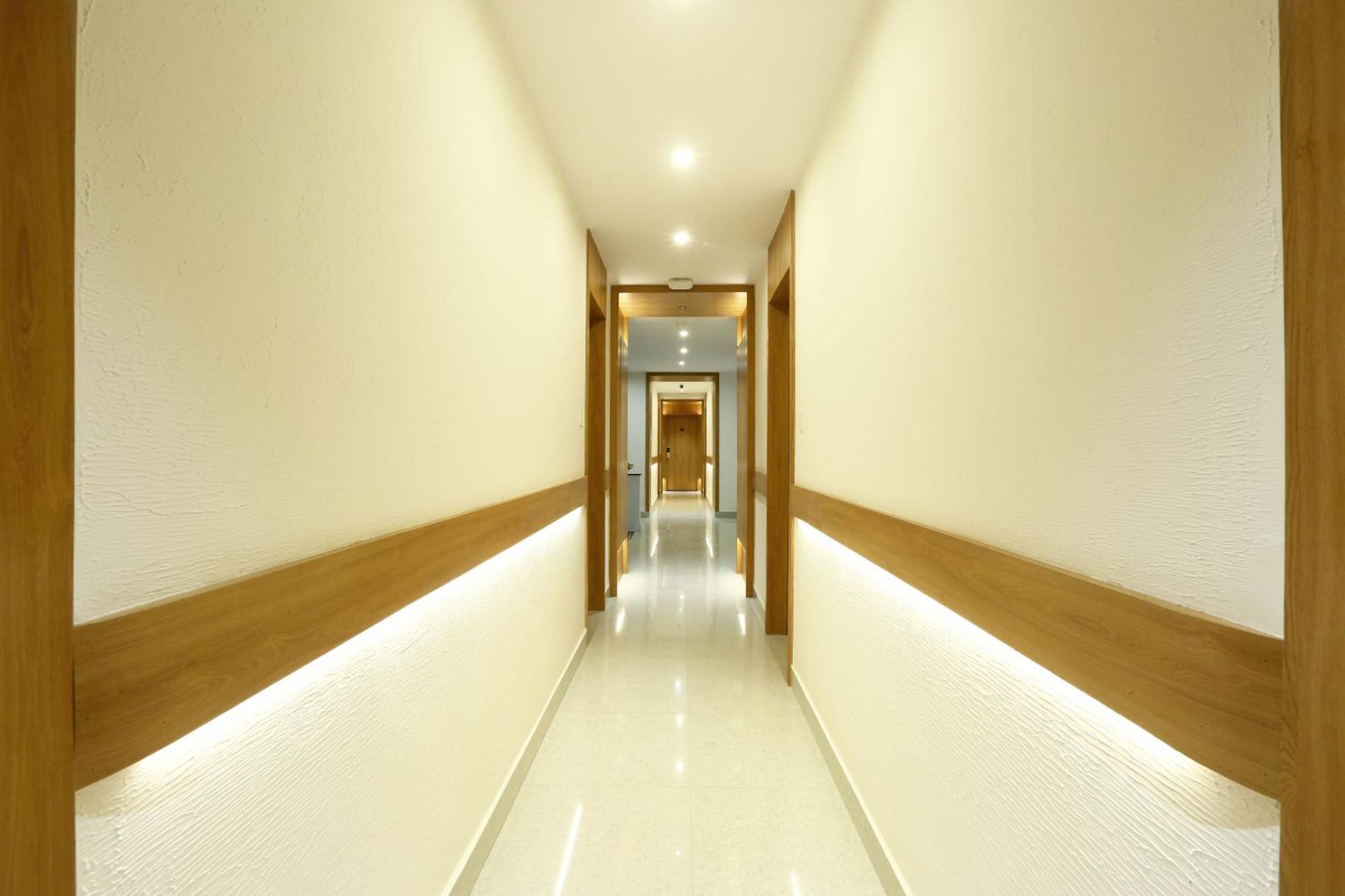Hotel Sterling Plaza- Bangalore International Airport Dod Jala Exterior photo
